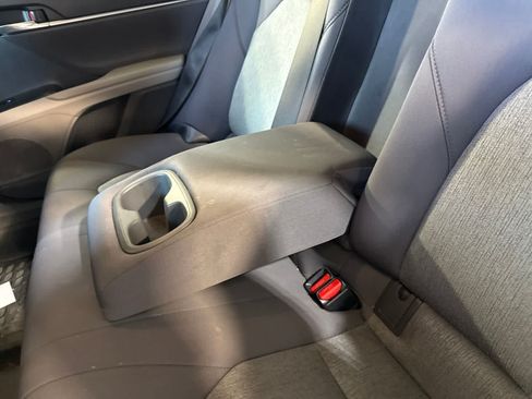 Used 2020 Toyota Camry LE FWD image 16