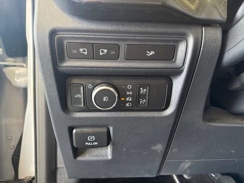 Used 2022 Ford F150 XLT w/ Equipment Group 302A High AWD/4WD image 15