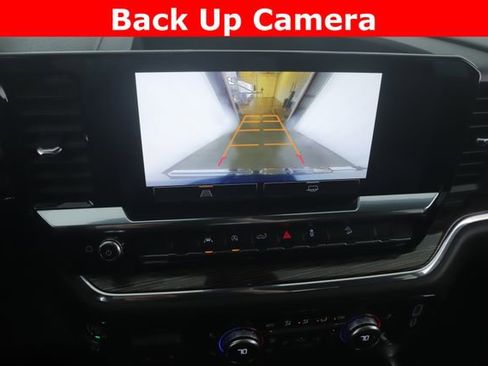 Used 2024 GMC Sierra 1500 Elevation image 23