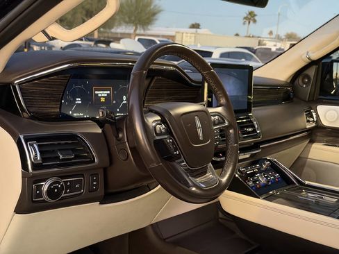 Used 2020 Lincoln Navigator L Black Label image 19