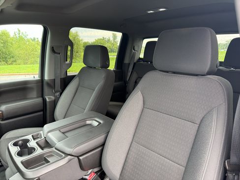 Used 2021 Chevrolet Silverado 2500 LT w/ Convenience Package AWD/4WD image 16