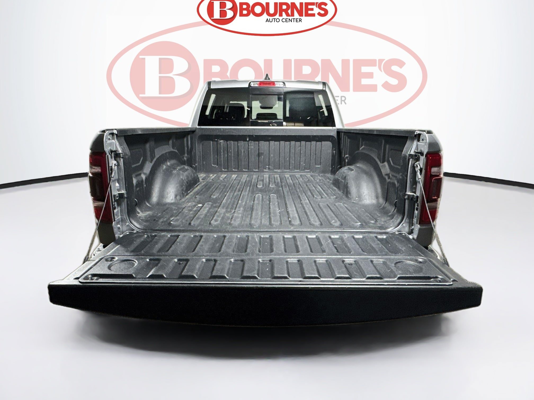 Used 2022 RAM 1500 Laramie AWD/4WD image 24