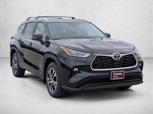 New 2026 Toyota Highlander XLE AWD/4WD image 7
