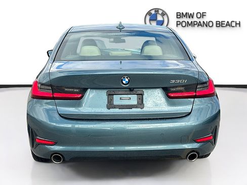 Used 2021 BMW 330i Sedan w/ Premium Package image 6