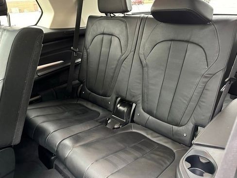 Used 2019 BMW X7 xDrive40i w/ Cold Weather Package image 22