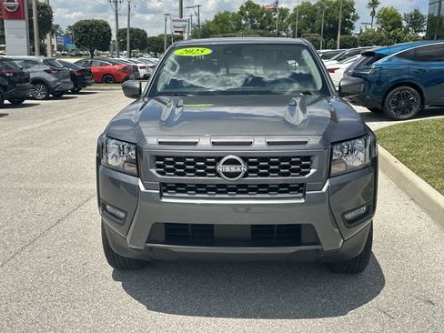 Certified 2025 Nissan Frontier SV w/ SV Convenience Package RWD image 4