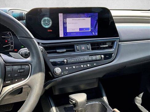 Used 2023 Lexus ES 350 w/ Accessory Package (Z1) image 8
