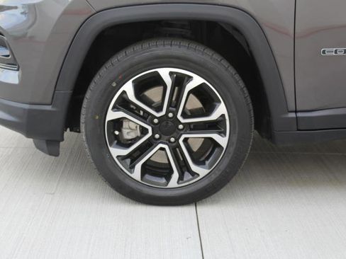 Used 2024 Jeep Compass Limited AWD/4WD image 40