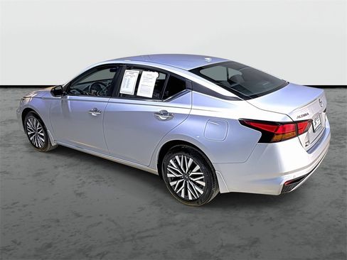 Certified 2024 Nissan Altima 2.5 SV image 2