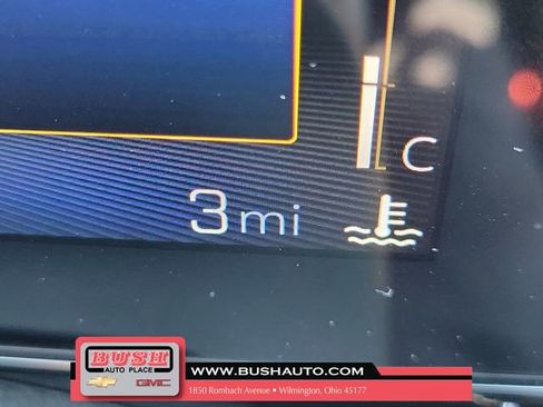 New 2026 Chevrolet Trax RS w/ Sunroof Package FWD image 27