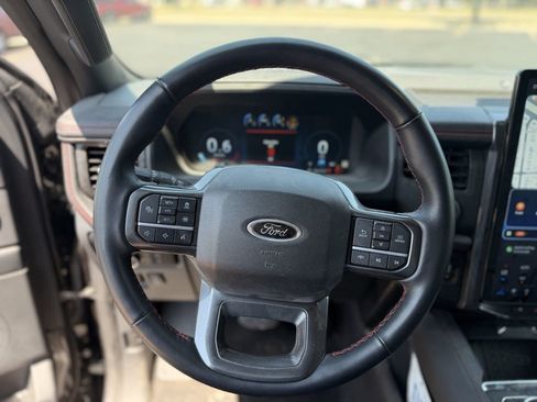 Used 2024 Ford Expedition Max Limited AWD/4WD image 13