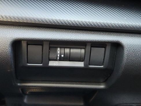 Certified 2024 Subaru Crosstrek 2.0i image 20