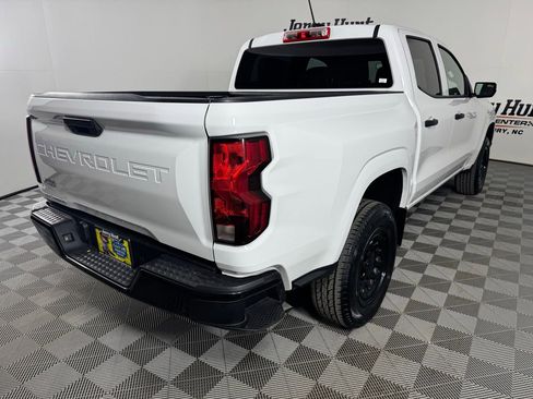 Used 2024 Chevrolet Colorado W/T image 7