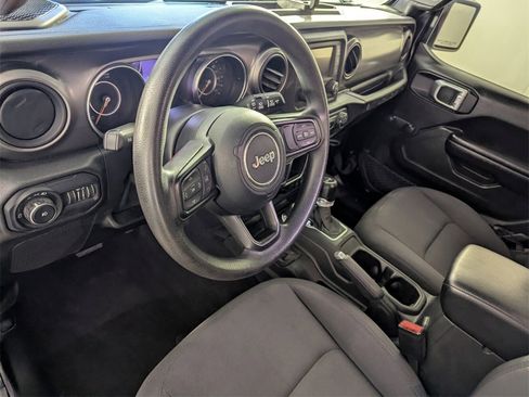 Certified 2021 Jeep Wrangler Sport image 32