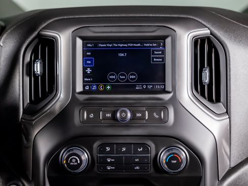 Used 2024 Chevrolet Silverado 1500 Custom w/ Turbomax Blackout Package AWD/4WD image 23
