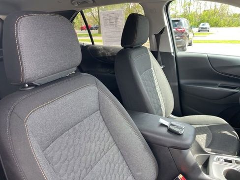 Used 2018 Chevrolet Equinox LT FWD image 33
