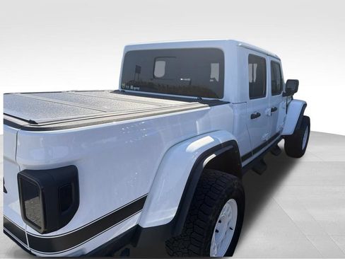 Used 2022 Jeep Gladiator Rubicon w/ Trailer Tow Package AWD/4WD image 25
