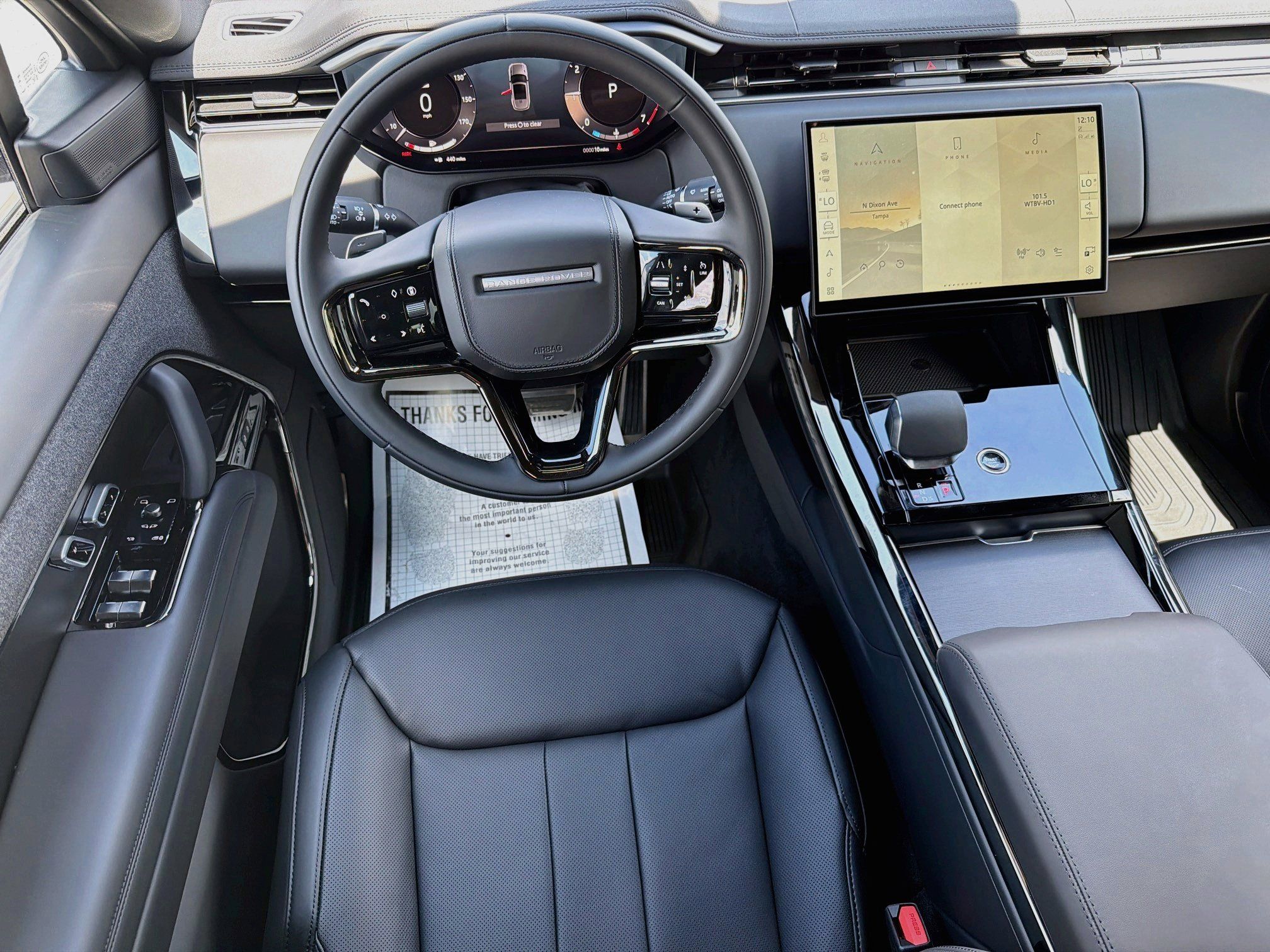 New 2026 Land Rover Range Rover Sport Dynamic SE AWD/4WD image 17