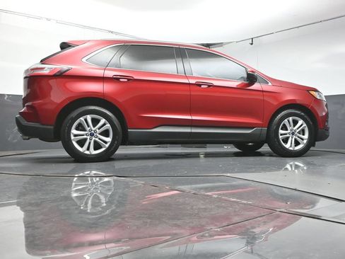 Used 2020 Ford Edge SEL w/ Convenience Package FWD image 37