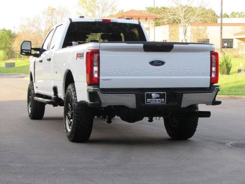 Used 2024 Ford F250 XLT w/ FX4 Off-Road Package image 10