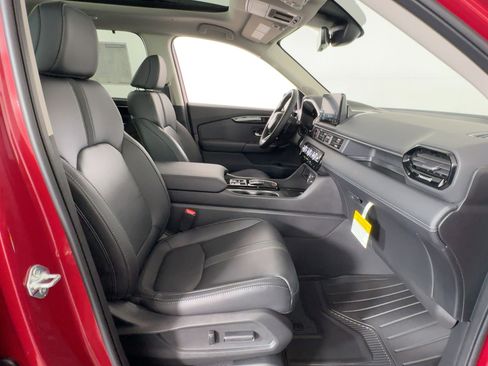 New 2025 Honda Pilot Touring image 30