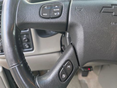 Used 2003 Chevrolet Silverado 2500 LT w/ Skid Plate Package image 13