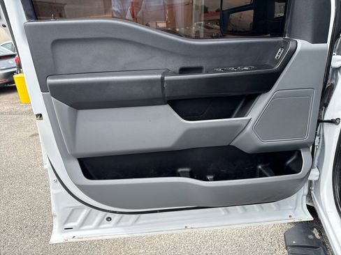 Used 2023 Ford F250 XL image 12
