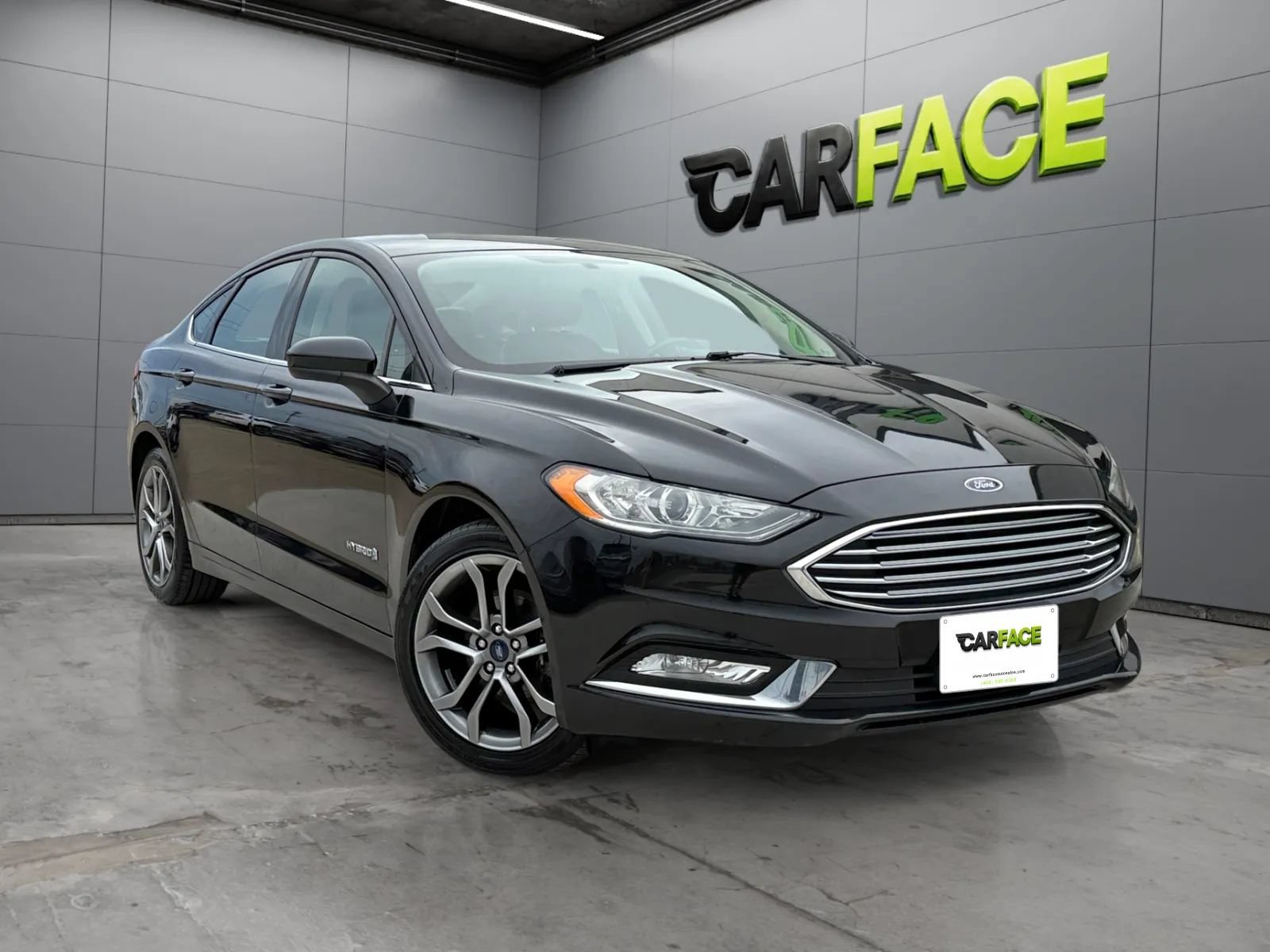 Used 2017 Ford Fusion SE w/ Equipment Group 601A FWD image 1