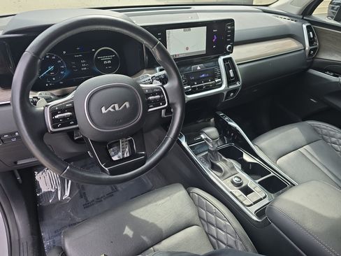 Used 2023 Kia Sorento SX Prestige AWD/4WD image 17