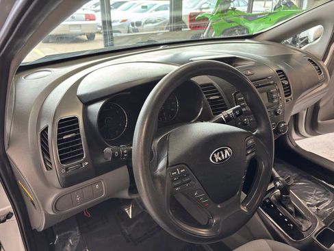 Used 2018 Kia Forte LX FWD image 11