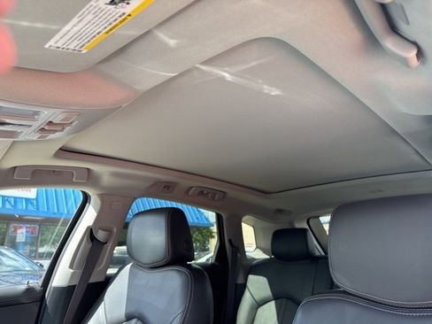 Used 2015 Cadillac SRX Luxury w/ Driver Awareness Package image 21