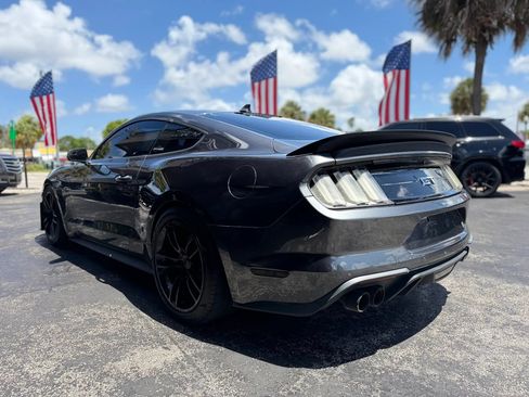 Used 2020 Ford Mustang GT w/ Equipment Group 301A RWD image 7
