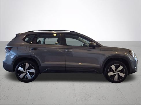 Used 2025 Volkswagen Taos S AWD/4WD image 6
