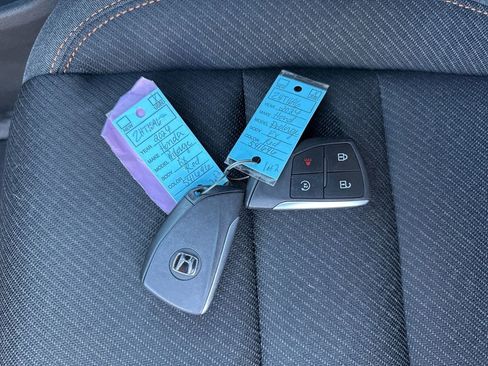 Used 2024 Honda Prologue EX image 36