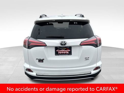 Certified 2018 Toyota RAV4 XLE image 4