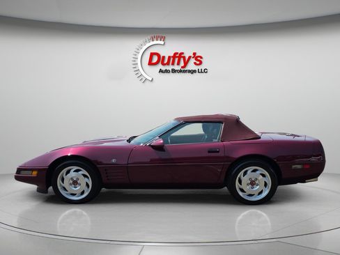 Used 1993 Chevrolet Corvette Convertible RWD image 15