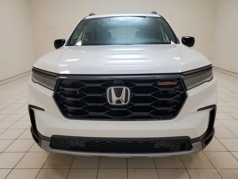 Used 2024 Honda Pilot TrailSport image 26