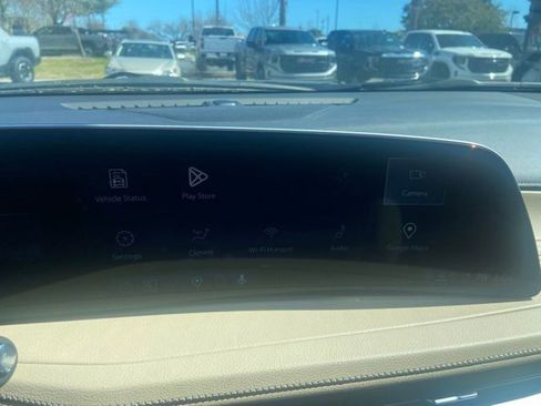 Certified 2025 Cadillac XT4 Premium Luxury image 19