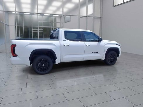 New 2026 Toyota Tundra Limited AWD/4WD image 7