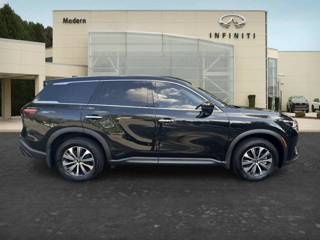Certified 2025 INFINITI QX60 Pure w/ Cargo Package FWD image 4