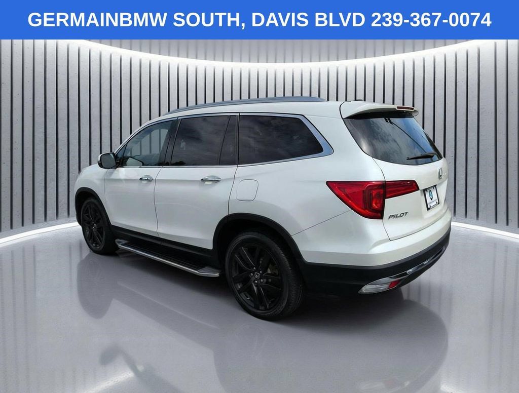 Used 2017 Honda Pilot Elite image 7