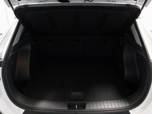 Used 2025 Hyundai Kona SEL FWD image 13