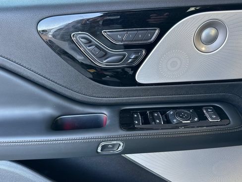 New 2026 Lincoln Aviator Reserve AWD/4WD image 10