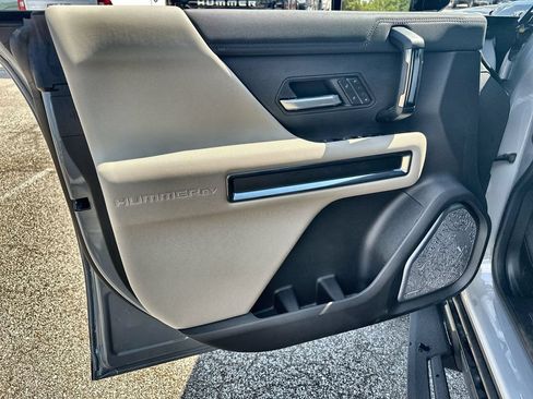 New 2026 GMC Hummer EV 4x4 Crew Cab image 21