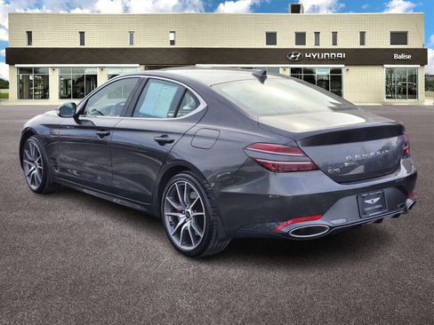 Used 2025 Genesis G70 2.5T image 5