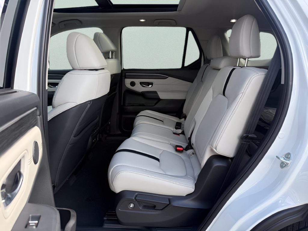 New 2026 Honda Pilot Touring image 11