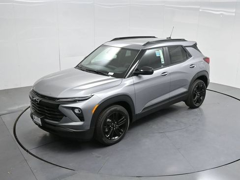 New 2026 Chevrolet TrailBlazer LT w/ Midnight Edition FWD image 56