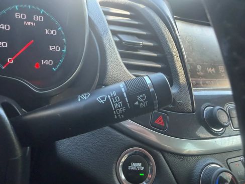 Used 2019 Chevrolet Impala LT FWD image 15