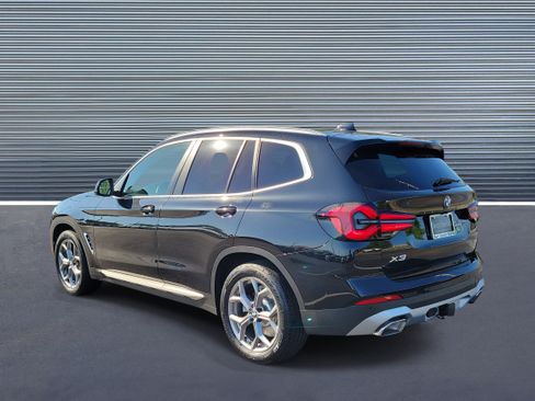 Used 2024 BMW X3 sDrive30i w/ Premium Package image 4