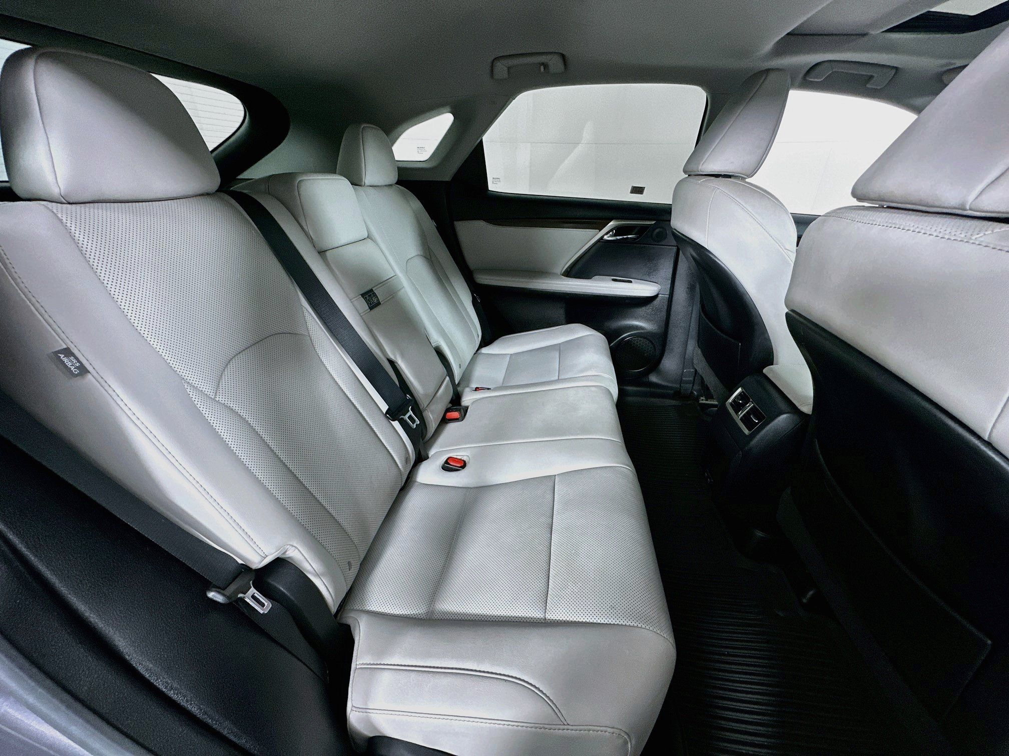 Used 2022 Lexus RX 350 FWD w/ Premium Package image 26